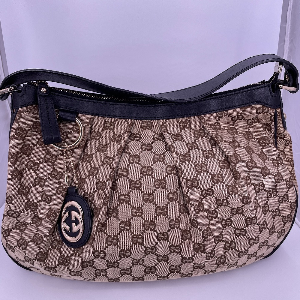 Gucci Medium Sukey Hobo GG bag